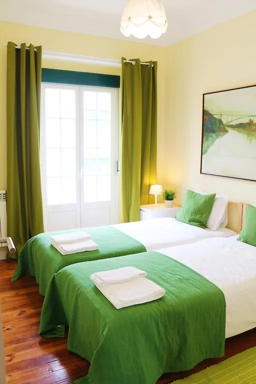 Апартаменты Lisbon99 Guest House
