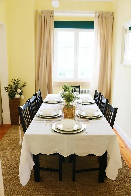 Lisbon99 Guest House Апартаменты