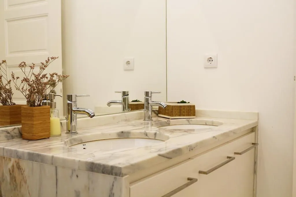 Апартаменты Lisbon99 Guest House Португалия